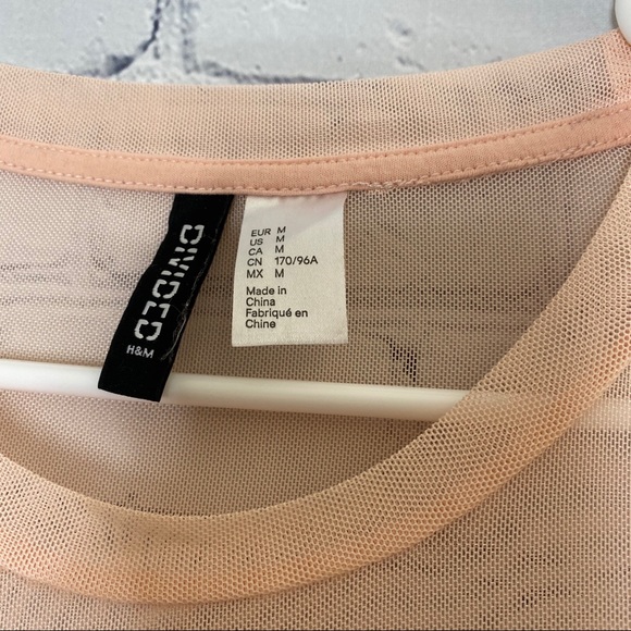 Beach Sumer cover up with Sequin patches - Picture 3 of 3